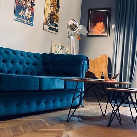 Hostel Sova โนวีซาด ภายนอก รูปภาพ