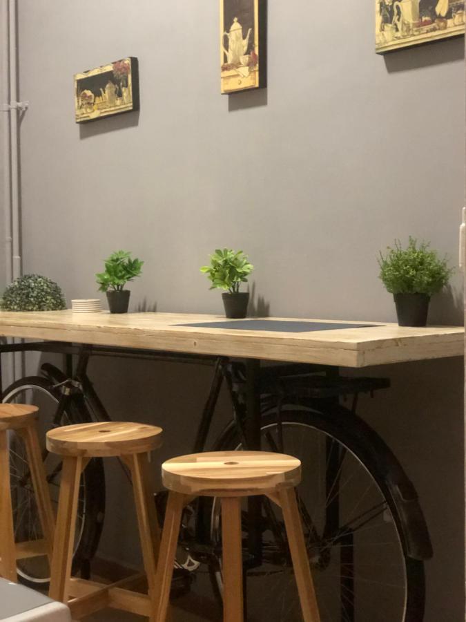 Hostel Sova โนวีซาด ภายนอก รูปภาพ