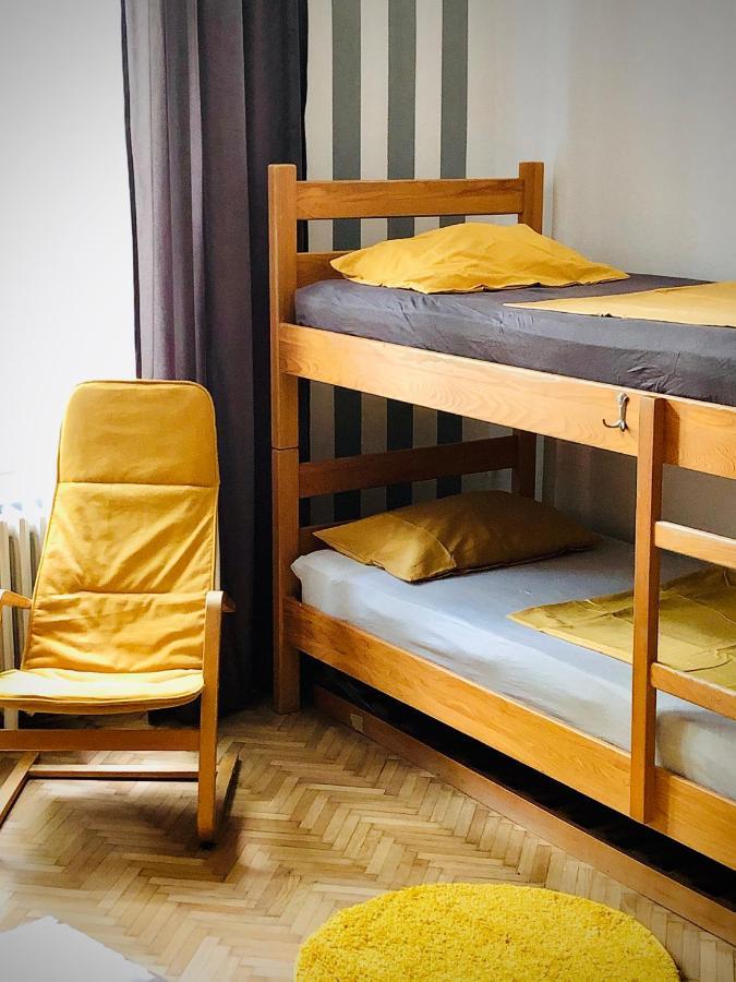 Hostel Sova โนวีซาด ภายนอก รูปภาพ